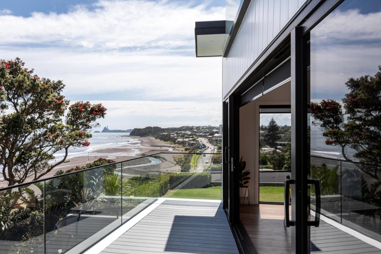 Oakura Beach Front Apartments エクステリア 写真